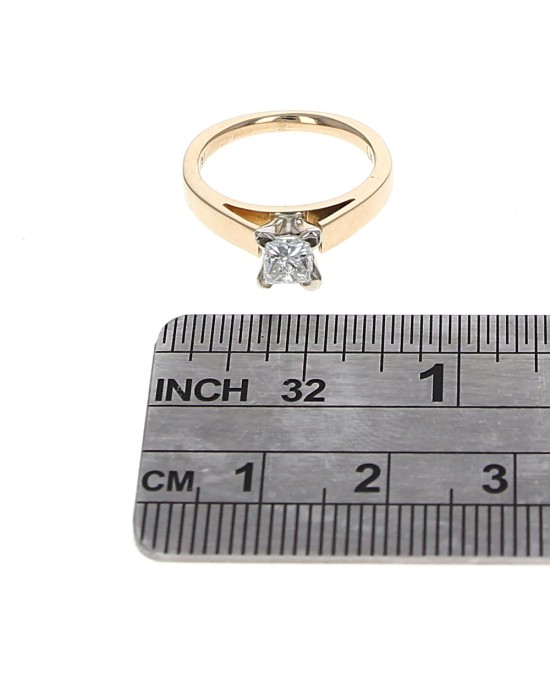 Princess Cut Diamond Solitaire Engagement Ring in Yellow Gold